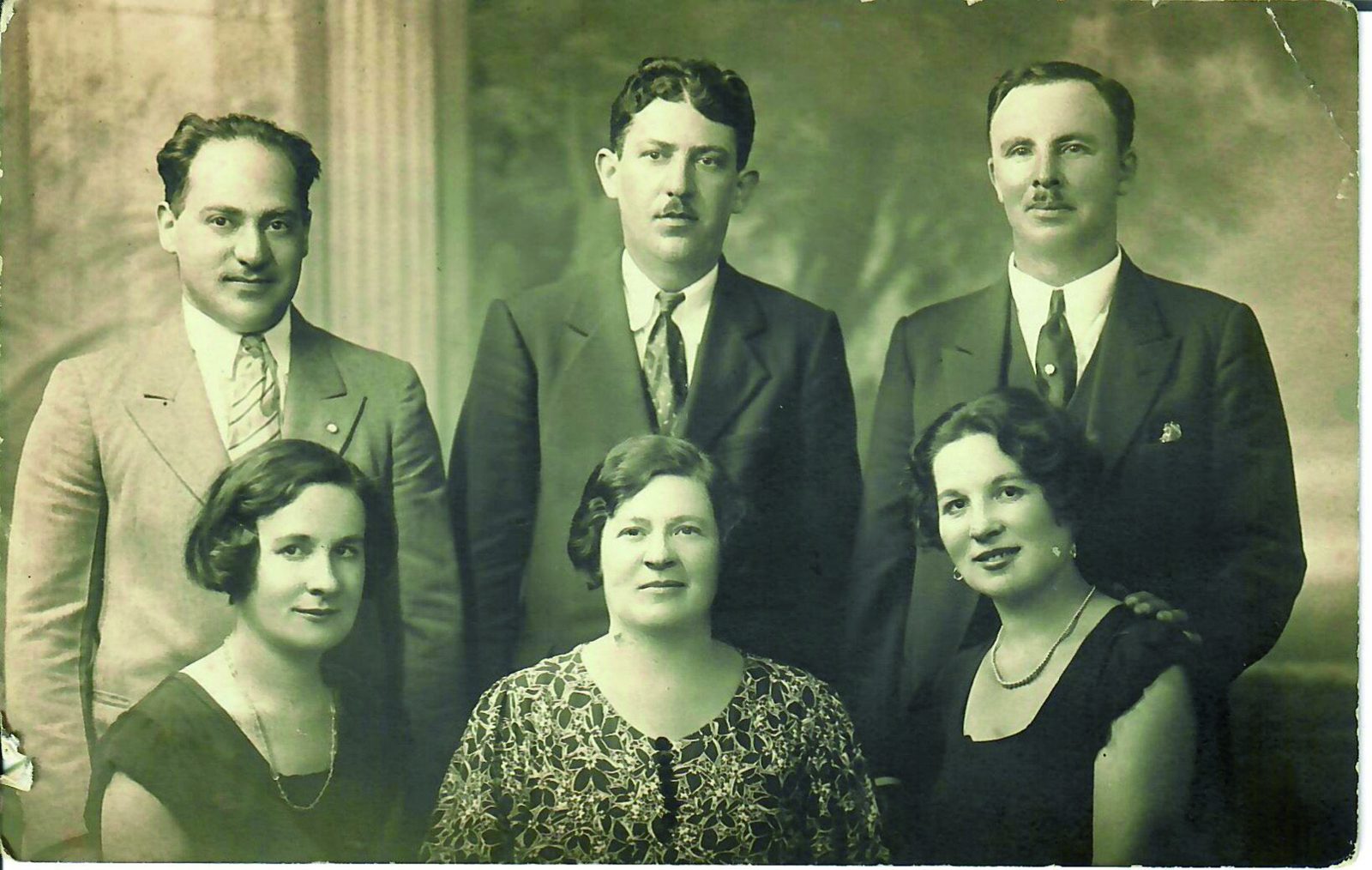 Front left to right: Aunts Aliza and Sorka (Sarah) next to my mother with my
