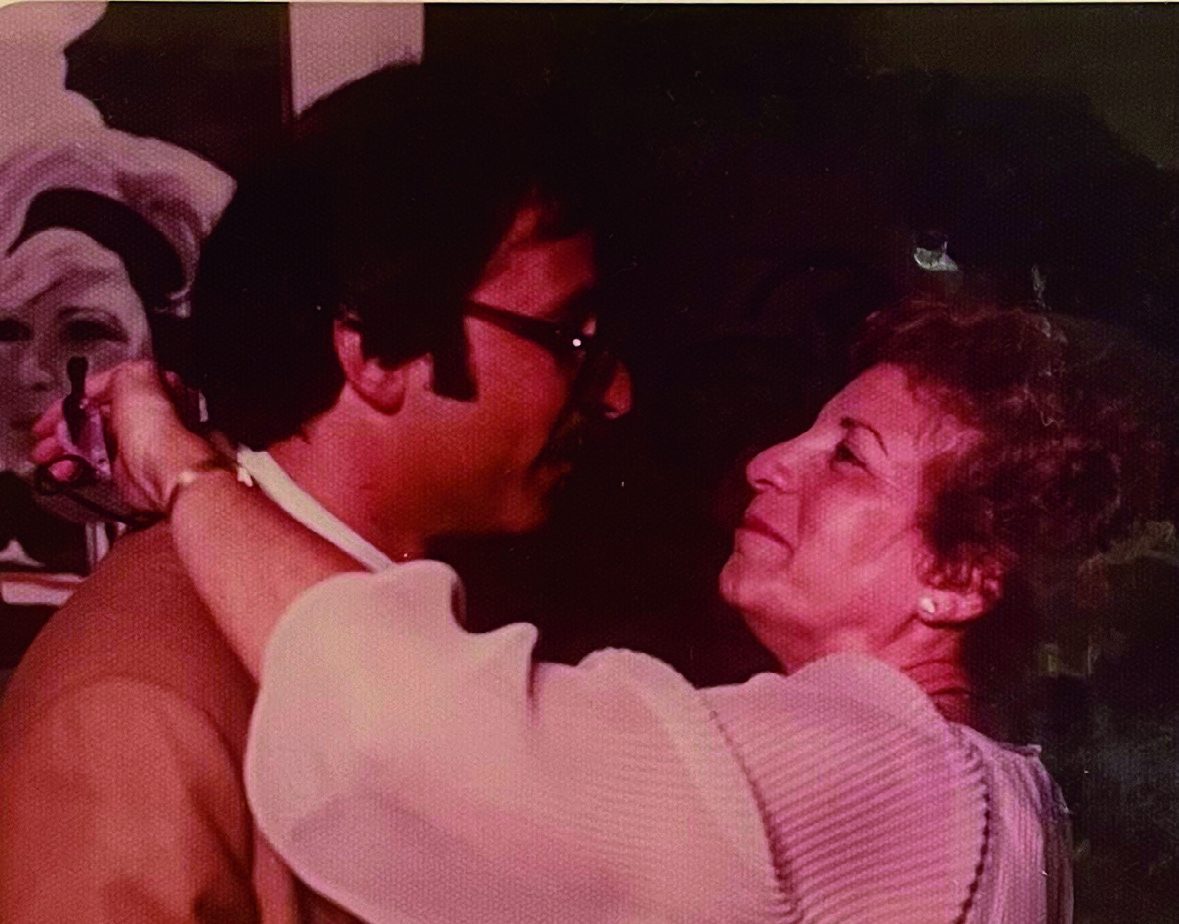 Robert Grossman with loving mother, Pearl