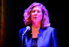 Cantor Jessica Roskin