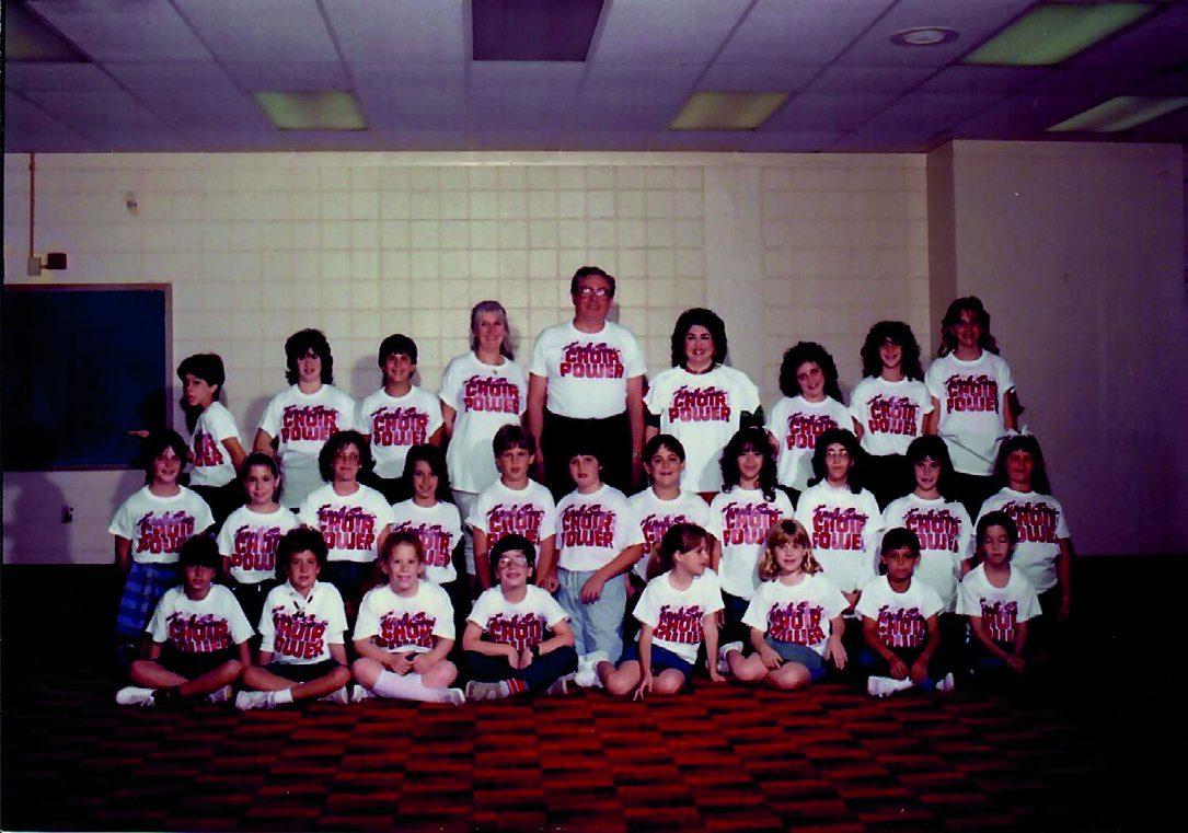 Kris Deren and Karen Blum assisting with the children’s choir