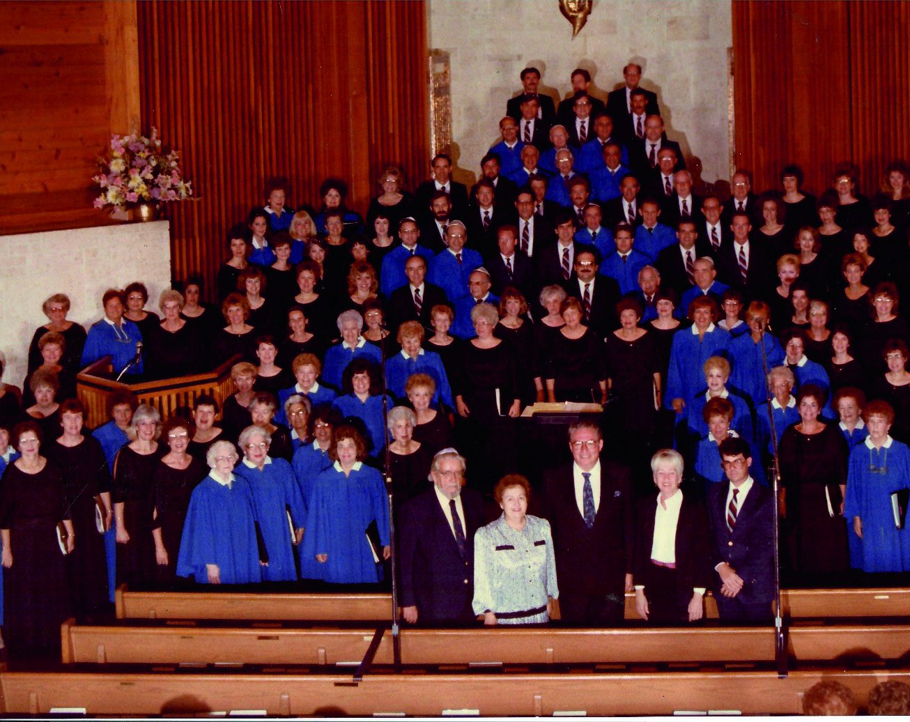 The Nova University Community Singers and our Temple Sinai Choir